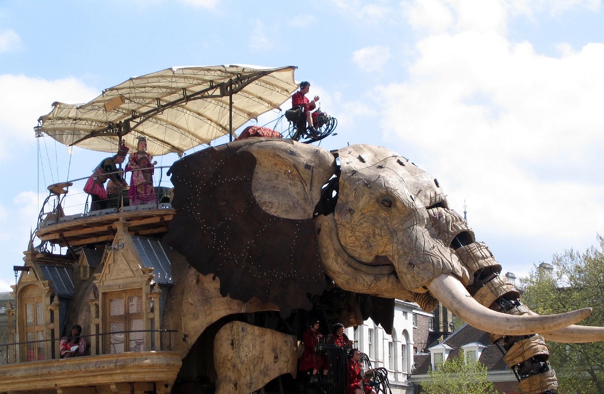 The Giant Elephant