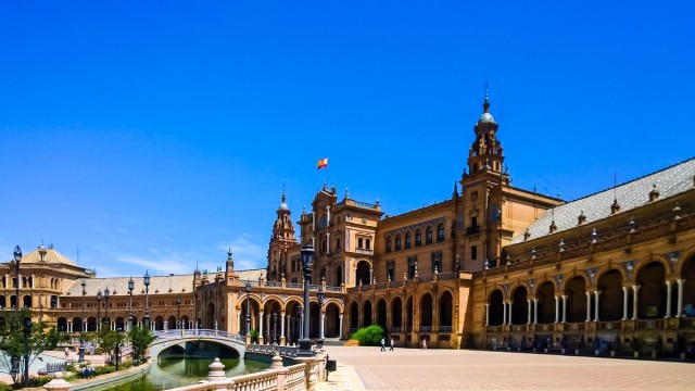 Plaza Espana Seville Spain web