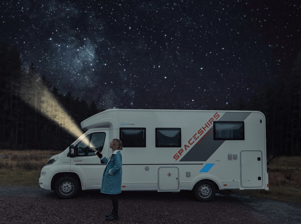 Spaceships Motorhome Stars