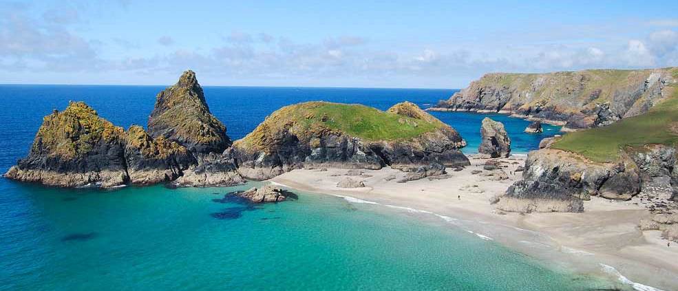 paritet Dårlig skæbne TVsæt Top 10 beaches in Cornwall... Yes there are beaches in England | Spaceships  Rentals UK & Europe